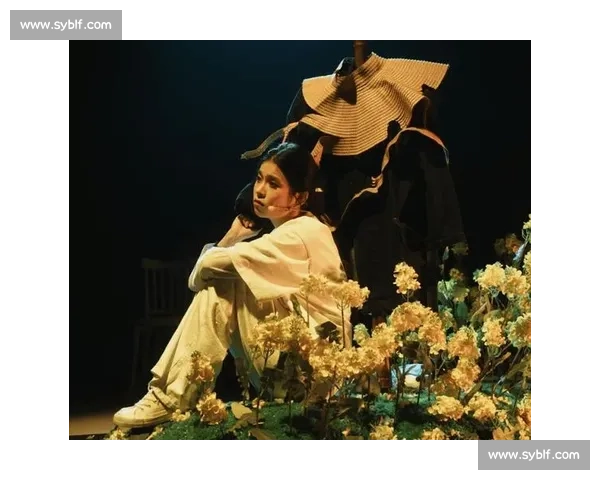 配角的舞台：平凡中的璀璨光芒